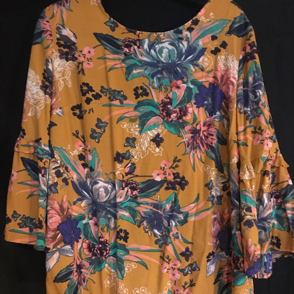 Xl flower blouse, mustard yellow